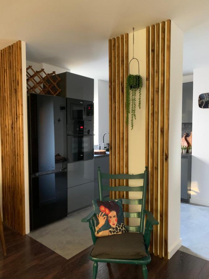 Metro Trocka Apartment Warsawa Bagian luar foto